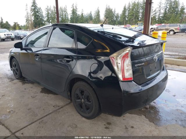 2013 TOYOTA PRIUS JTDKN3DU9D5585310 Photo 2