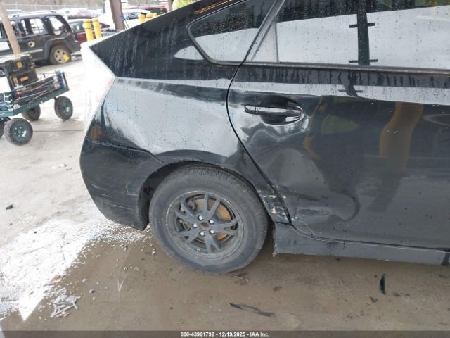 2013 TOYOTA PRIUS JTDKN3DU9D5585310 Photo 5