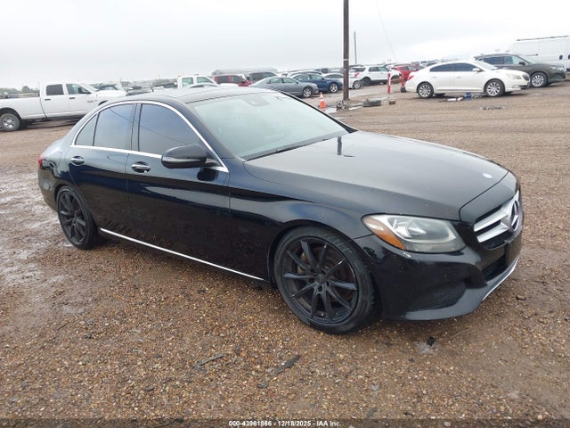 2016 Mercedes-benz C 300 მანქანა იყიდება აუქციონზე, vin: 55SWF4JB5GU115851, აუქციონის ნომერი: 43961866