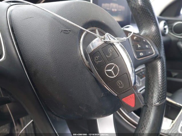2016 Mercedes-benz C 300 მანქანა იყიდება აუქციონზე, vin: 55SWF4JB5GU115851, აუქციონის ნომერი: 43961866