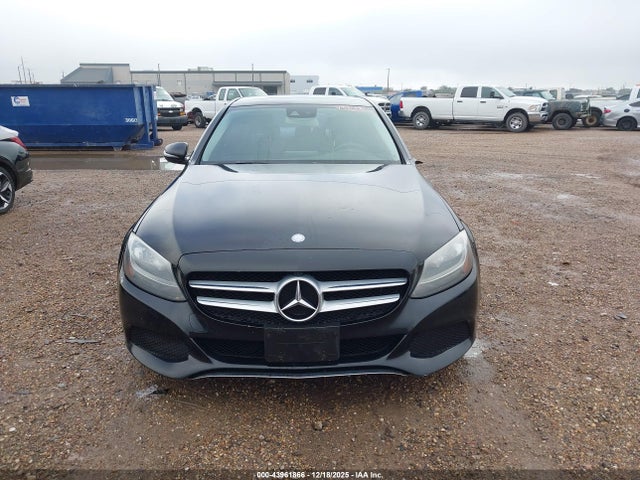 2016 Mercedes-benz C 300 მანქანა იყიდება აუქციონზე, vin: 55SWF4JB5GU115851, აუქციონის ნომერი: 43961866