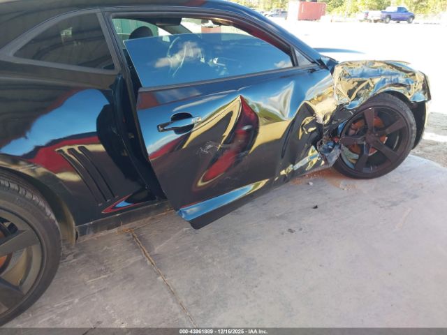 2015 CHEVROLET CAMARO 2G1FB1E32F9145917 Photo 5