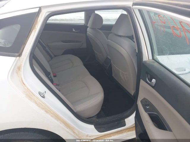 KNAGT4L38G5102949 KIA Optima Lx