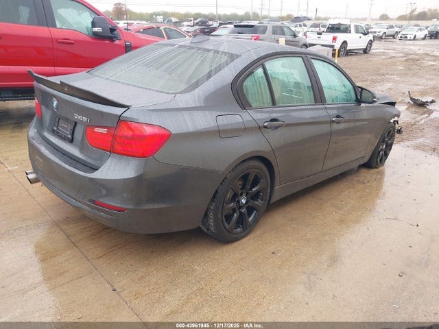 43961945 :رقم المزاد ، WBA3A5G54FNS83438 vin ، 2015 Bmw 328i مزاد بيع