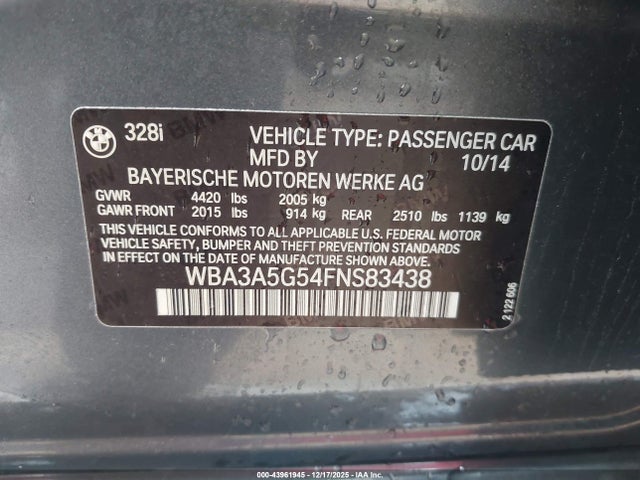 43961945 :رقم المزاد ، WBA3A5G54FNS83438 vin ، 2015 Bmw 328i مزاد بيع