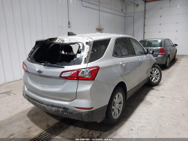 2GNAXHEV3K6285247 Chevrolet EQUINOX LS