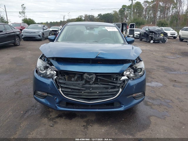 Продаж на аукціоні авто 2018 Mazda Mazda3 Sport, vin: 3MZBN1U71JM253394, номер лоту: 43961966