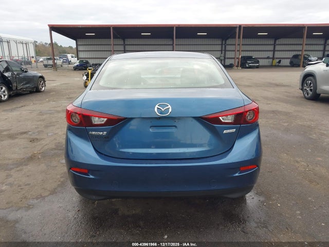 Продаж на аукціоні авто 2018 Mazda Mazda3 Sport, vin: 3MZBN1U71JM253394, номер лоту: 43961966