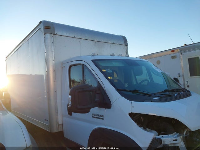 43961967 :رقم المزاد ، 3C7WRVMG2PE557677 vin ، 2023 Ram Promaster 3500 Cutaway Low Roof مزاد بيع