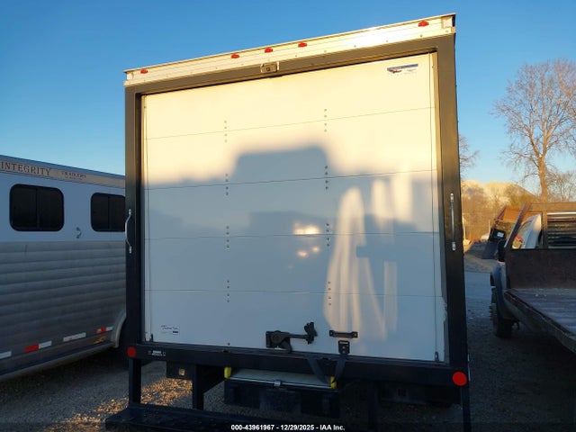43961967 :رقم المزاد ، 3C7WRVMG2PE557677 vin ، 2023 Ram Promaster 3500 Cutaway Low Roof مزاد بيع