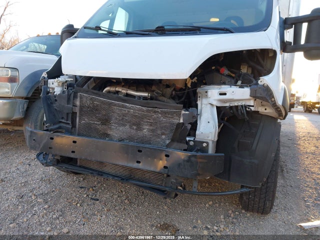 43961967 :رقم المزاد ، 3C7WRVMG2PE557677 vin ، 2023 Ram Promaster 3500 Cutaway Low Roof مزاد بيع