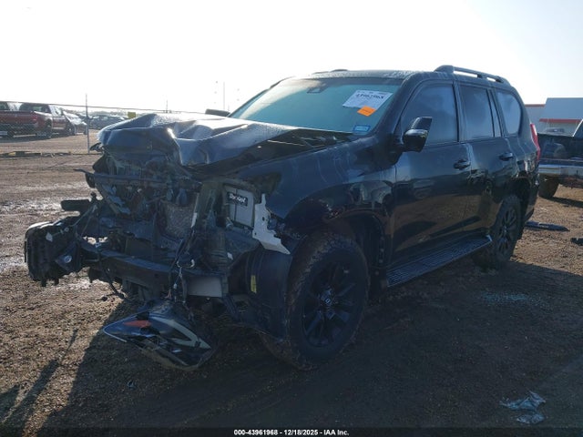 2022 LEXUS GX 460 JTJKM7BX4N5309588 Photo 1