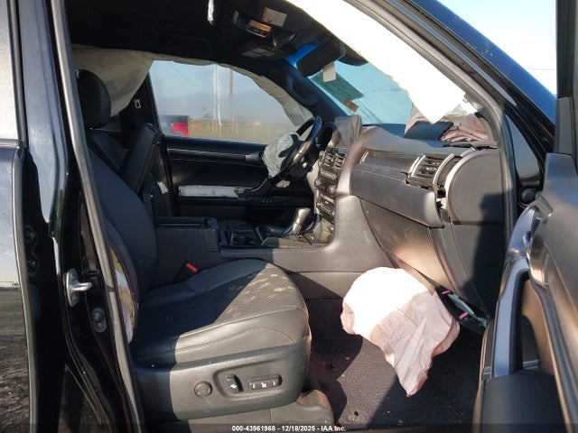 2022 LEXUS GX 460 JTJKM7BX4N5309588 Photo 4