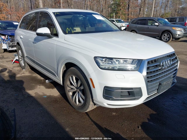 2017 AUDI Q7 WA1LAAF72HD027011 Photo 0