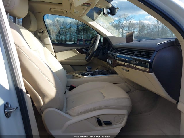2017 AUDI Q7 WA1LAAF72HD027011 Photo 4