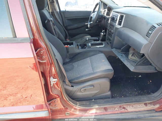 2009 Jeep Grand Cherokee Laredo მანქანა იყიდება აუქციონზე, vin: 1J8GS48K99C502631, აუქციონის ნომერი: 43962080
