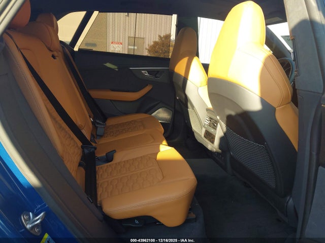 2025 AUDI RS Q8 WU1ARBF13SD021526 Photo 7