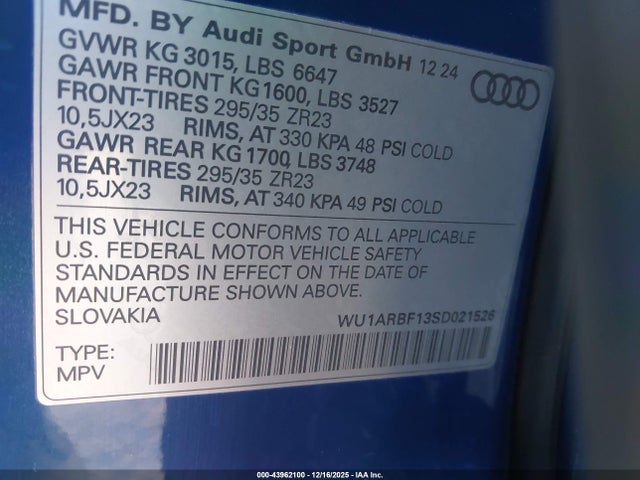 2025 AUDI RS Q8 WU1ARBF13SD021526 Photo 8