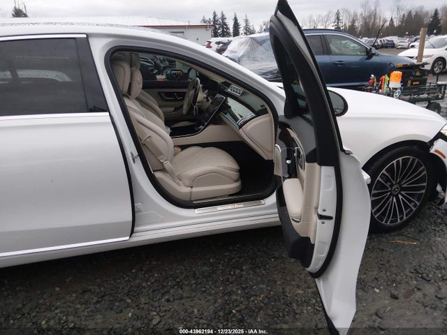 W1K6G6KB8RA301765 Mercedes-Benz S 580e 4matic