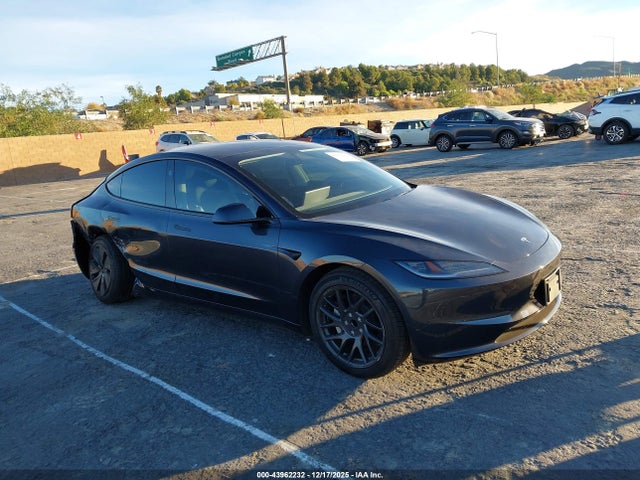 2025 TESLA MODEL 3 5YJ3E1EA6SF001261 Photo 0