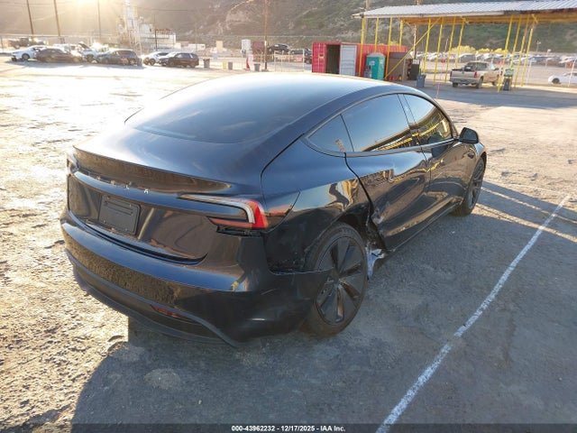 2025 TESLA MODEL 3 5YJ3E1EA6SF001261 Photo 3