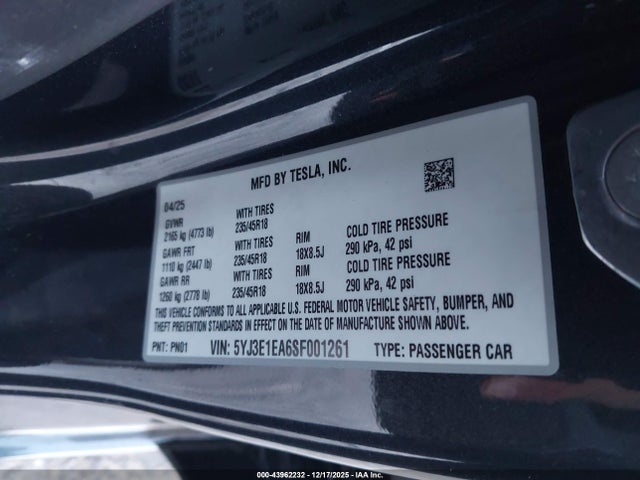 2025 TESLA MODEL 3 5YJ3E1EA6SF001261 Photo 8