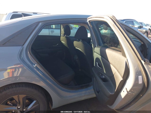 Hyundai ELANTRA SEL 2022 KMHLS4AG1NU323219 Image 8