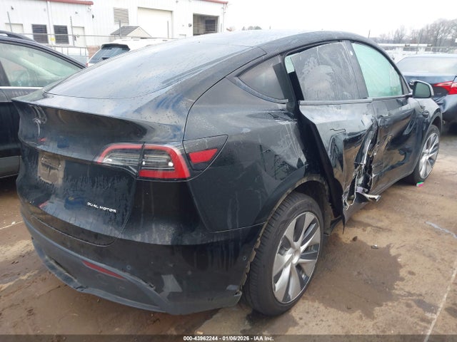 7SAYGAEE0NF573937 Tesla Model Y Long Range Dual Motor All-wheel Drive