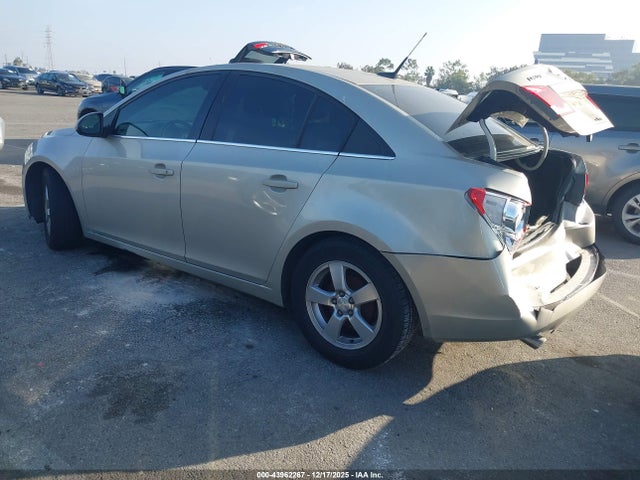 2014 CHEVROLET CRUZE 1G1PC5SB7E7121827 Photo 2
