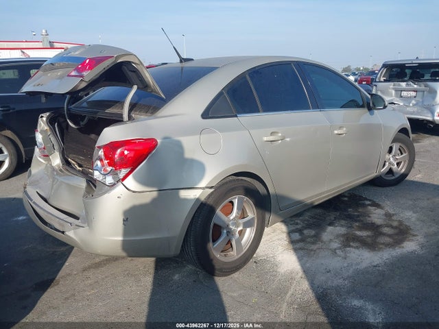2014 CHEVROLET CRUZE 1G1PC5SB7E7121827 Photo 3