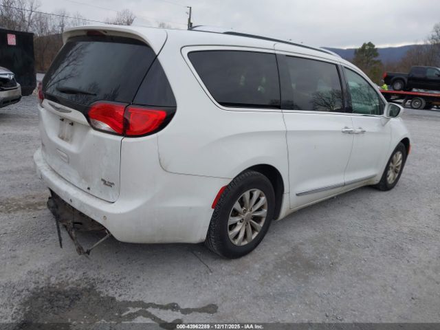 2019 CHRYSLER PACIFICA 2C4RC1BG2KR548024 Photo 3
