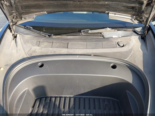 2023 TESLA MODEL 3 5YJ3E1EA0PF581856 Photo 9