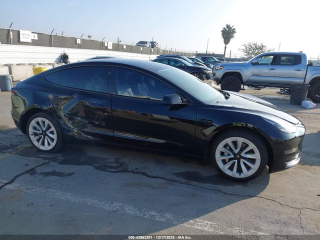 Tesla Model 3 Rear-wheel Drive 2023 5YJ3E1EA0PF581856 Image 12