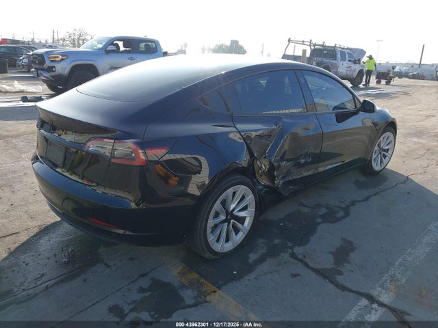 2023 TESLA MODEL 3 5YJ3E1EA0PF581856 Photo 3