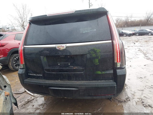 2018 Cadillac Escalade Esv Luxury მანქანა იყიდება აუქციონზე, vin: 1GYS4HKJ5JR133216, აუქციონის ნომერი: 43962365