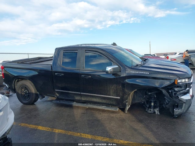 1GCRWCEK3KZ233709 Chevrolet Silverado 1500 Lt