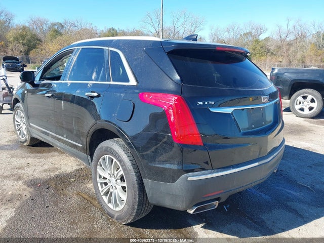 2018 CADILLAC XT5 1GYKNCRS5JZ176789 Photo 2