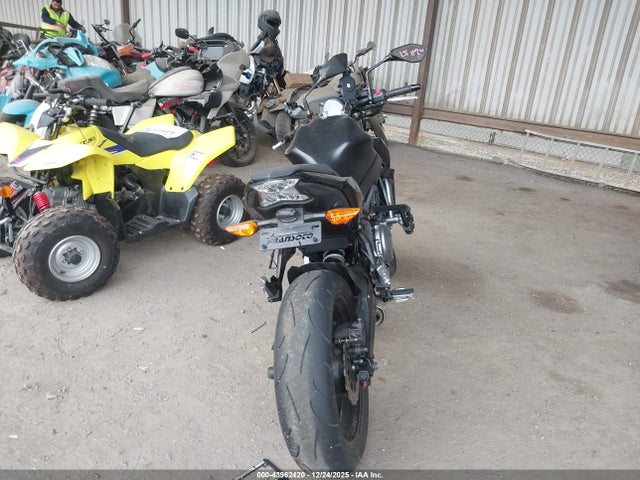 Kawasaki Er650 G 2017 JKAEREG16HDA01033 Image 6