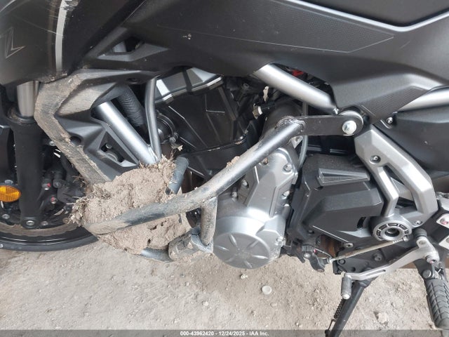 Kawasaki Er650 G 2017 JKAEREG16HDA01033 Image 9