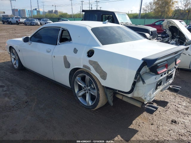 Dodge Challenger R/t Scat Pack 2015 2C3CDZFJ4FH822119 Image 3