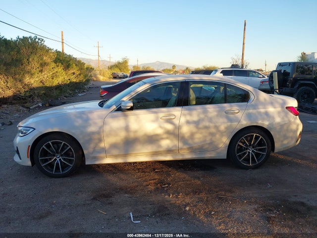 3MW5R7J00N8C32997 BMW 330i Xdrive