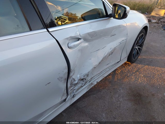 2022 BMW 330I 3MW5R7J00N8C32997 Photo 5