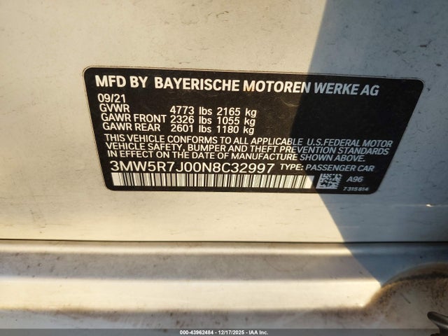 2022 BMW 330I 3MW5R7J00N8C32997 Photo 8