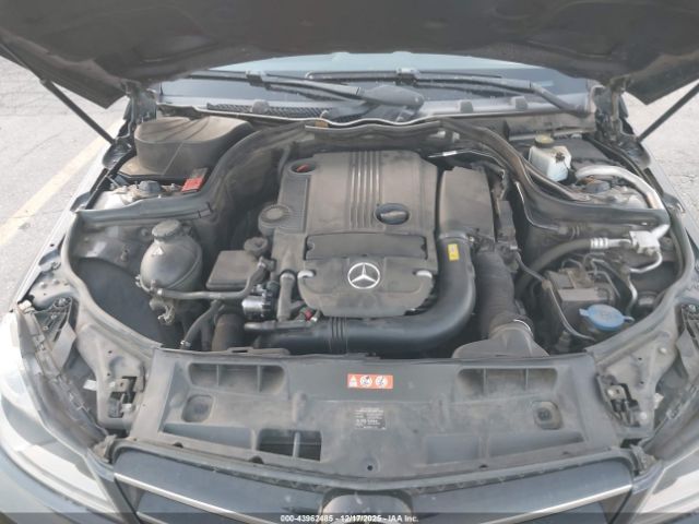 2014 MERCEDES-BENZ C 250 WDDGJ4HB1EG176620 Photo 9