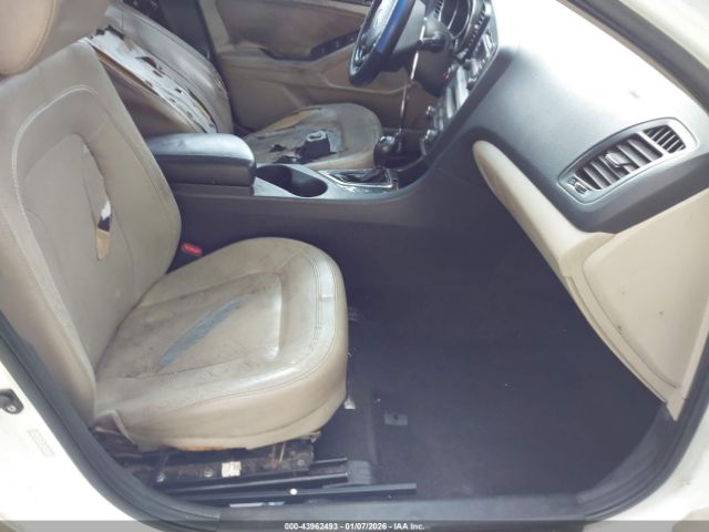 2011 KIA OPTIMA KNAGN4A73B5176515 Photo 4