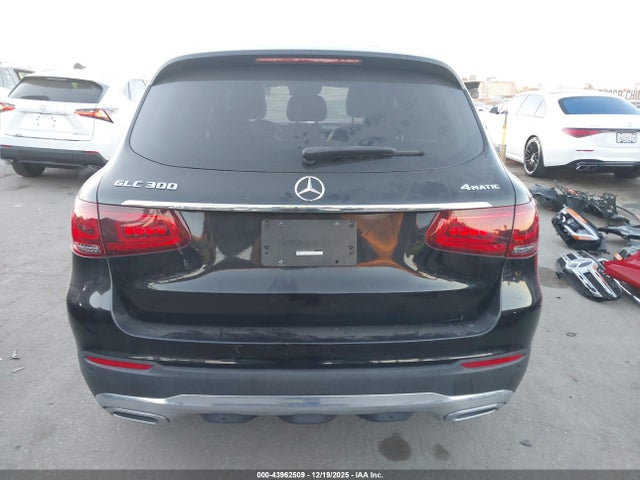W1N0G8EB4NV364347 Mercedes-Benz Glc 300 4matic Suv