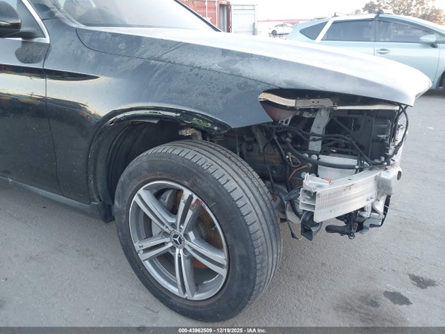 W1N0G8EB4NV364347 Mercedes-Benz Glc 300 4matic Suv