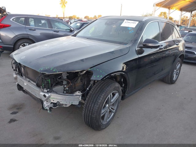 W1N0G8EB4NV364347 Mercedes-Benz Glc 300 4matic Suv