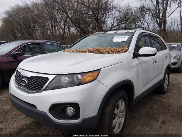 43962535 :رقم المزاد ، 5XYKT3A68DG340730 vin ، 2013 Kia Sorento Lx مزاد بيع