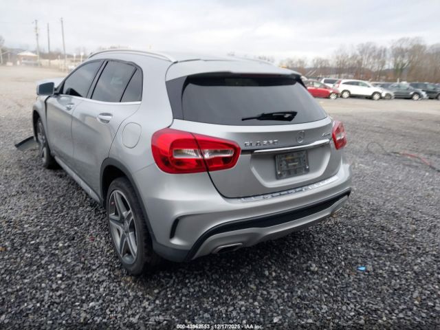 2015 MERCEDES-BENZ GLA 250 WDCTG4GB0FJ116481 Photo 2